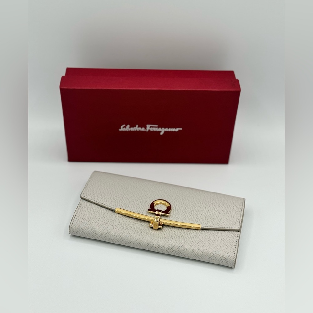 Salvatore Ferragamo Gancini Continental Wallet